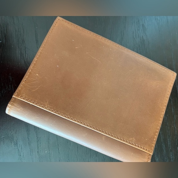 J.CREW Men's Leather Passport Case Holder Tan Brown - Picture 10 of 11